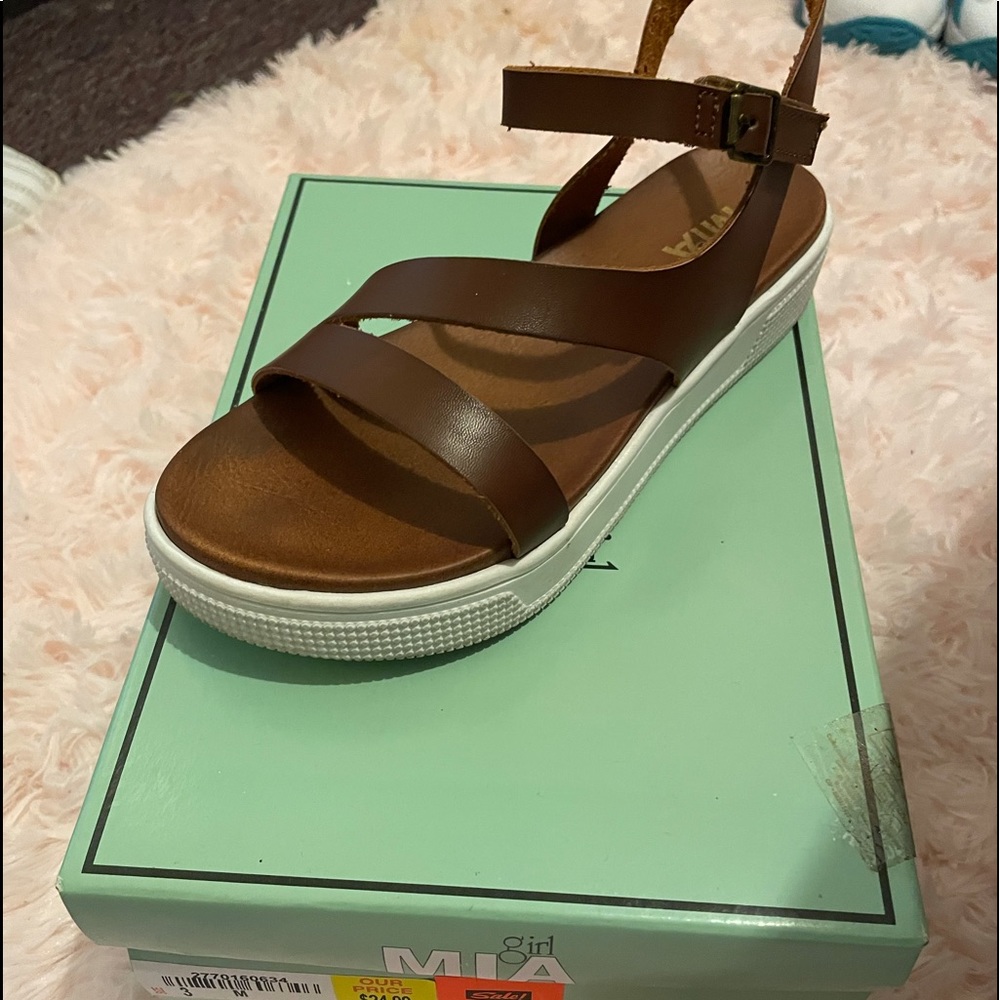 Brand new sandals